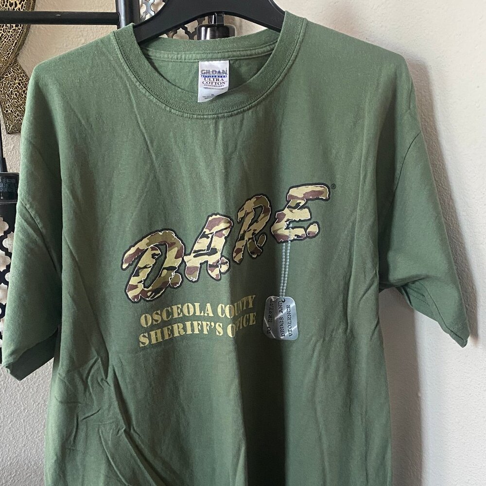 Vintage Y2K Style D.A.R.E. Shirt XL Sheriff Office Graphic Tee Streetwear Camo